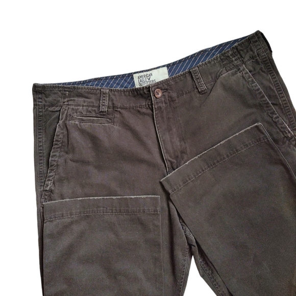 American Eagle Mens Size 42 Straight Leg Chino Khaki Work Pants Brown Distressed - Picture 10 of 10